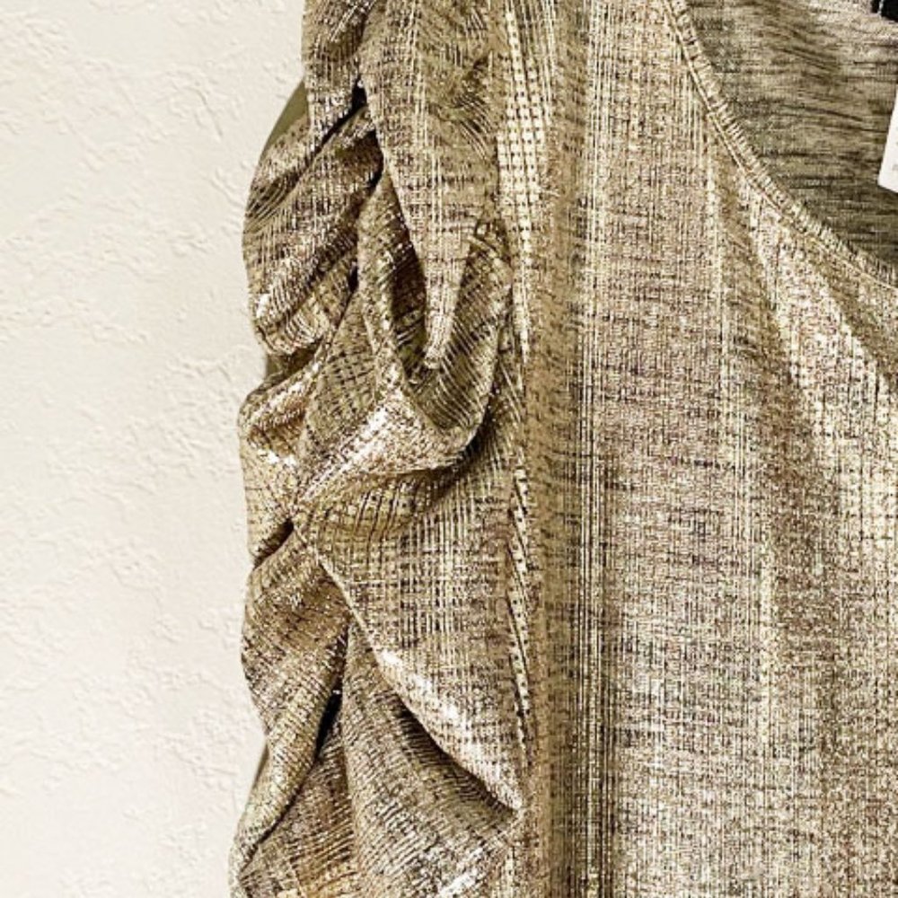 Metallic Gold Top - Picture 4 of 8
